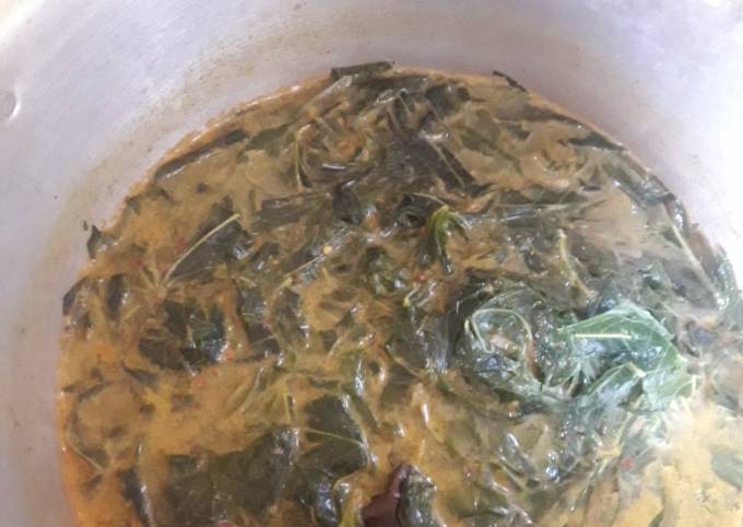 Cara Gampang Menyiapkan 92. Gulai daun singkong bumbu instan Anti Gagal
