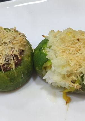 Una foto de Zapallitos rellenos de carne y arroz 👏🏻