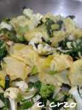 Revuelto de brócoli, coliflor, collejas