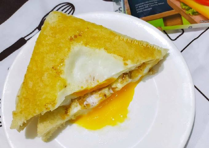 Langkah Mudah untuk Menyiapkan Roti Tawar Isi Telur dan Keju yang Lezat