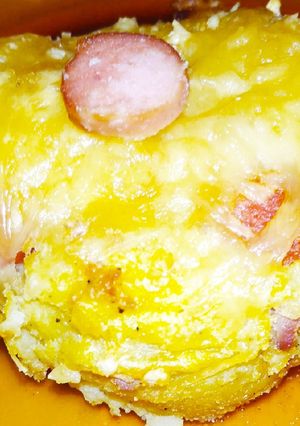 Une photo de Muffin pomme de terre saucisse Strasbourg coeur coulant au froma