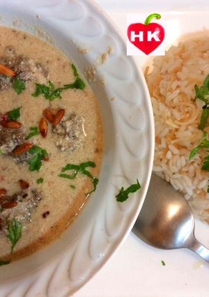 A picture of Beef Kofta with Tahini Sauce.