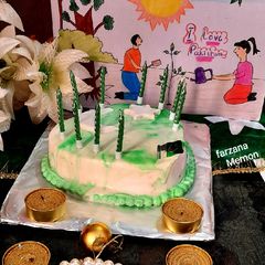 Heart shape Marble cake Green & white A picture of Heart shape Marble cake Green & white.