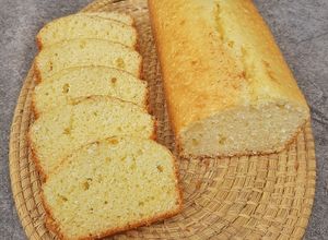 Una foto de Húmedo budín de coco