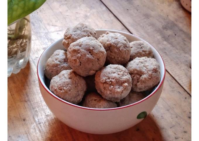 Bola-Bola Daging Sapi Isi Telur Puyuh