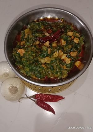 पालक की भाजी(palak ki bhaji recepie in hindi) रेसिपी मुख्य फोटो
