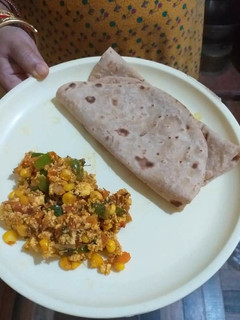 पनीर भुर्जी (paneer bhurji recipe in Hindi) रेसिपी मुख्य फोटो