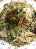 ขนมจีนน้ำยาปลาร้า (ข้าวปุ้นซาว)