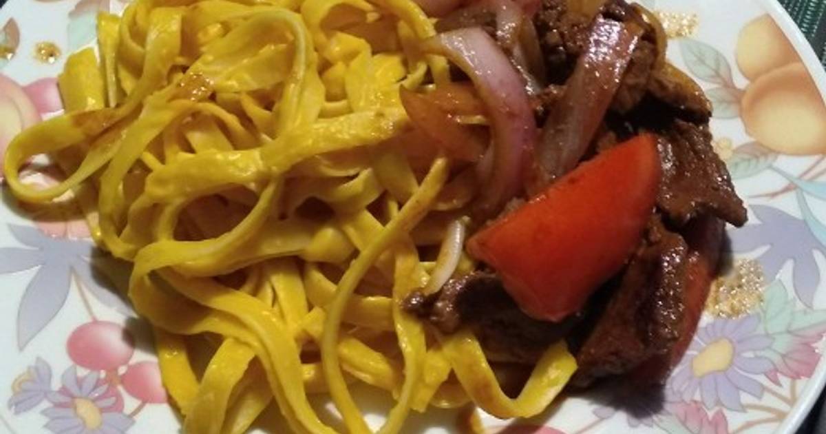 Lomo saltado con tallarines a la huancaína Receta de CucinaFacile Cookpad Lomo saltado con tallarines a la huancaína Receta de CucinaFacile Cookpad