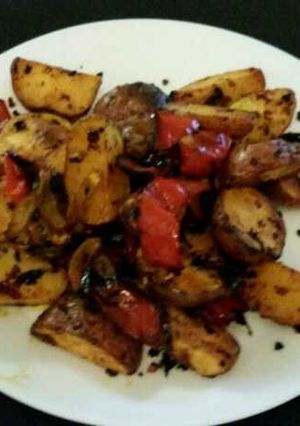 A picture of Italian Style Baked Potatoes.