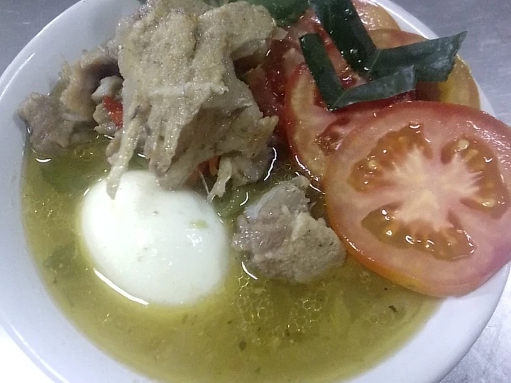 Cara Mudah Membuat Resep Sop tulang sapi telor yang Menggugah Selera Anti Ribet, Mantap