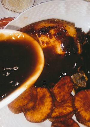 Una foto de Salsa de naranja y azúcar negra