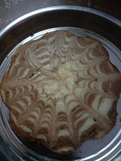 ஜீப்ரா கேக் (Zebra cake recipe in tamil) செய்முறை முக்கிய புகைப்படம்