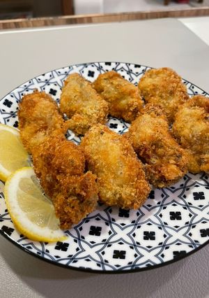A picture of Oyster tempura.