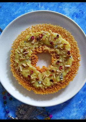 ঘেভর(ghewar recipe in Bengali) রেসিপির প্রধান ছবি