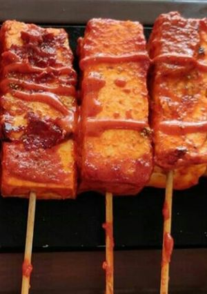 A picture of Paneer satay.