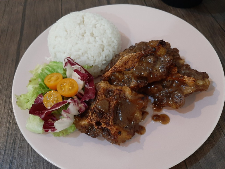 Cara Gampang Menyiapkan Buntut Bakar Bumbu Thai, Lezat