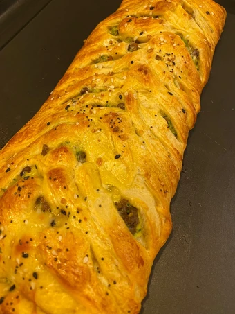Easy Way Make Everything Bagel Beef Broccoli Braid the Delicious Really delicious