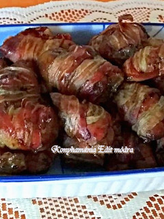 Baconbe tekert csirkemáj recept fotója