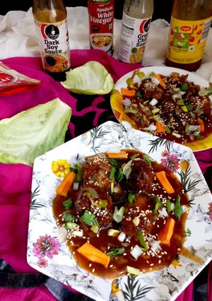 A picture of Cabbage Manchurian Plate.