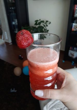 Epres limonadé recept fotója