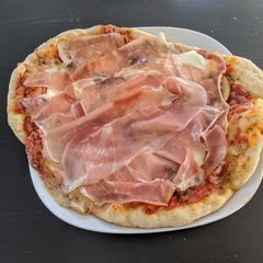 A picture of Sourdough pizza.