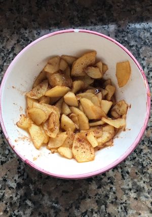 Una foto de Manzanas caramelizadas con canela