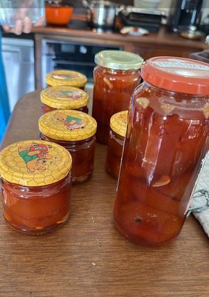 Une photo de 🥫conserve sucrée 🍒🍓ou 🫑🌶️salée 🌿