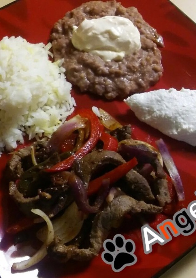 Una foto de 🐄Fajitas de Res🐄