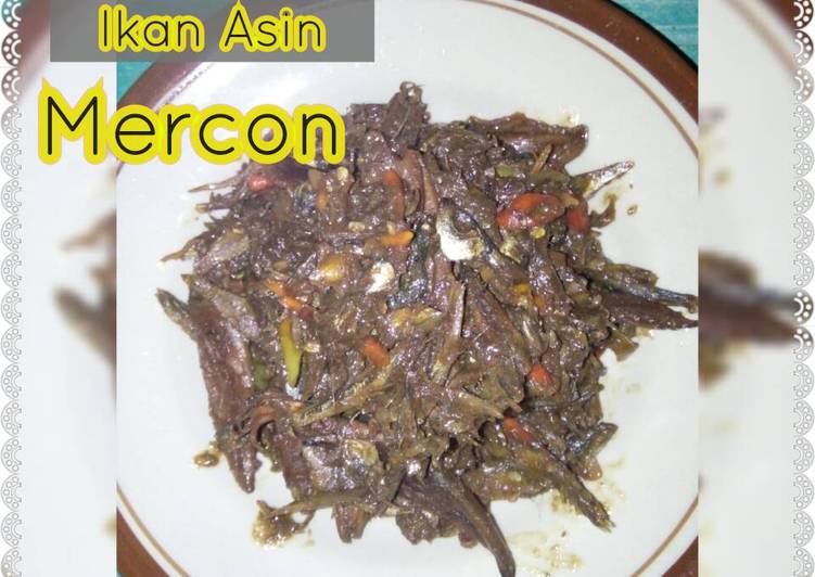 Cumi+Ikan Asin Mercon Nampol😂