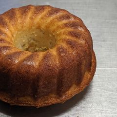 A picture of Custard Cake.