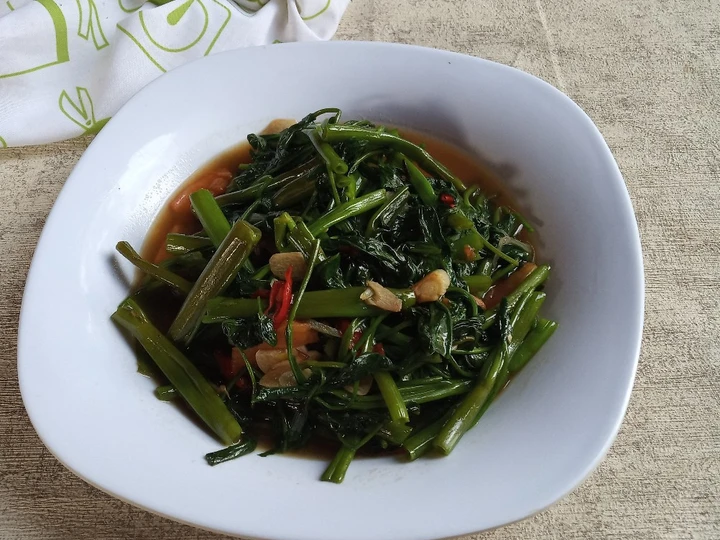 Langkah Gampang Menyiapkan Resep Tumis Kangkung Saus Tiram yang Sempurna Anti Ribet, Bisa Manjain Lidah