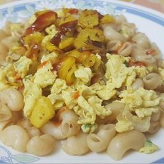 Macroni with scrambled egg and aaloo bhurjee A picture of Macroni with scrambled egg and aaloo bhurjee.