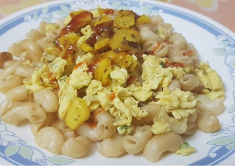 Macroni with scrambled egg and aaloo bhurjee