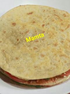 रोटी सैंडविच (roti sandwich recipe in Hindi) रेसिपी मुख्य फोटो