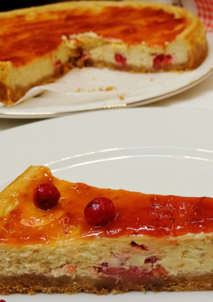Una foto de Tarta de queso y frambuesas