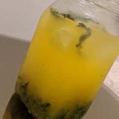 Mango mint mojito A picture of Mango mint mojito.