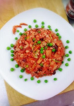 紅麴櫻花蝦薏仁飯 的食譜成品照片
