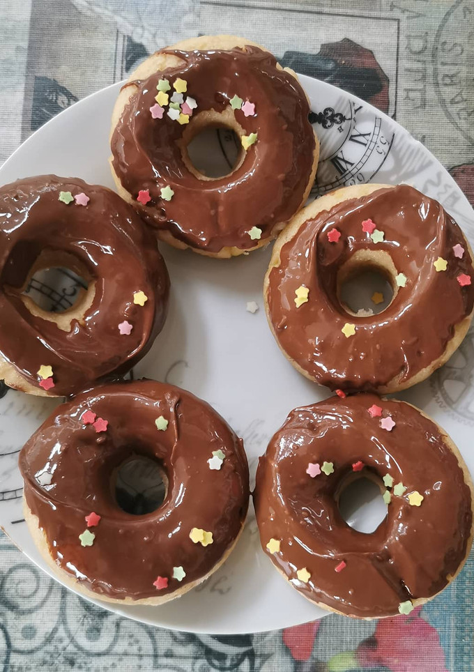 Una foto de Donuts bombón sin gluten microondas