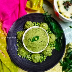 A picture of Gujrati Kadhi Masala.