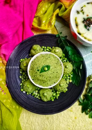 A picture of Gujrati Kadhi Masala.