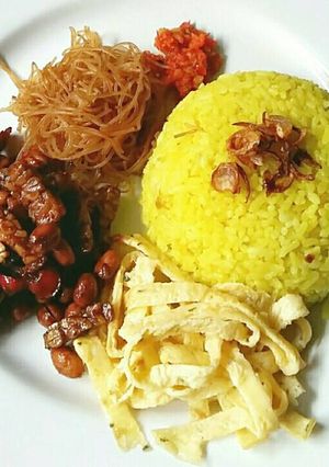 Foto resep Nasi Kuning Wangi dan Gurih ala Rieska