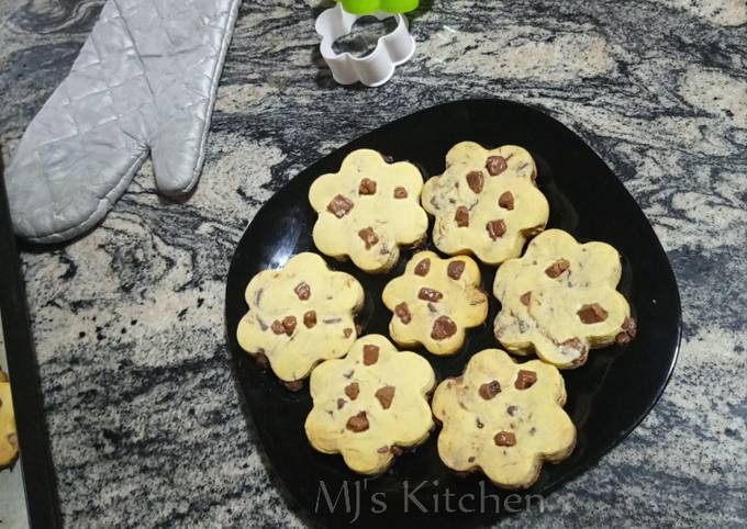 Chocolate chips cookies