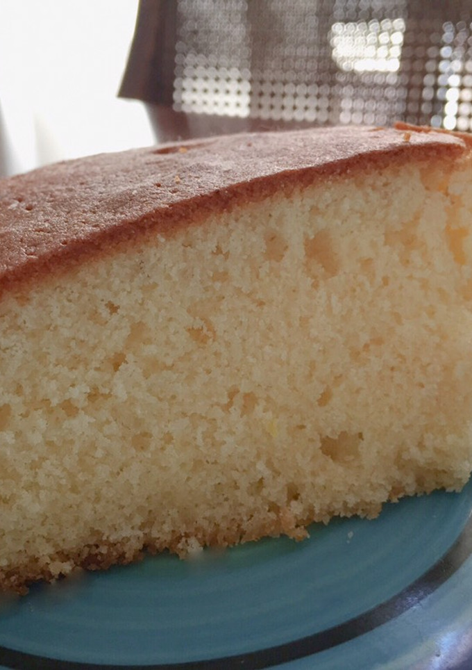 Una foto de Bizcochuelo / Torta de limón