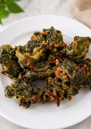 Foto resep Ote-Ote Daun Singkong Wortel Renyah