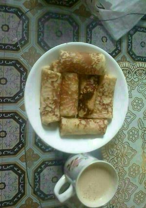A picture of Pancake and tea.