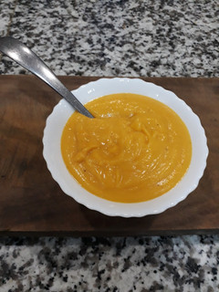 A picture of Traditional spicy pumpkin soup.
