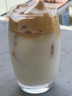 Hình của món Cà phê Dalgona.
