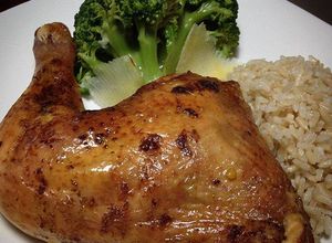 Una foto de Muslos de pollo especiados
