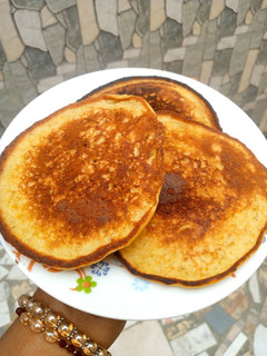 A picture of Overripe plantain pancake.